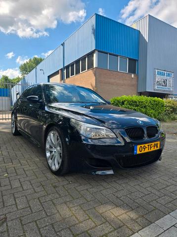 BMW M5 5.0 SMG Zwart NL AUTO NIEUWE APK! beschikbaar voor biedingen