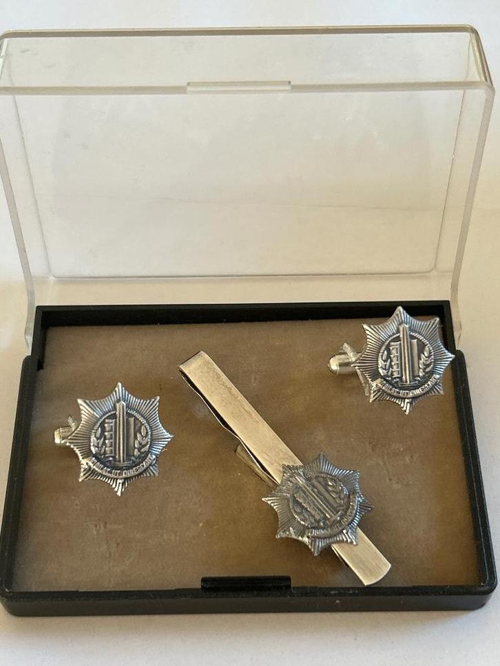 Oude manchetknopen dasspeld Gemeentepolitie, Verzamelen, Militaria | Algemeen, Landmacht, Overige typen, Nederland, Verzenden