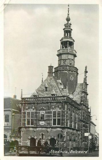 (701-205-007) Bolsward Stadhuis beschikbaar voor biedingen