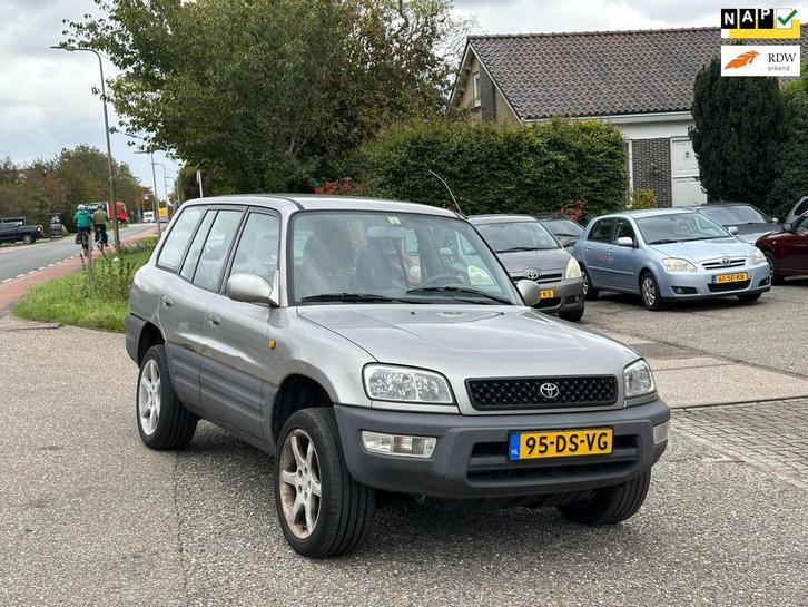 Toyota FunCruiser RAV4 2.0i Wagon 4x4 Airco Nap, Auto's, Toyota, Bedrijf, Te koop, Rav4, 4x4, ABS, Airbags, Airconditioning, Centrale vergrendeling
