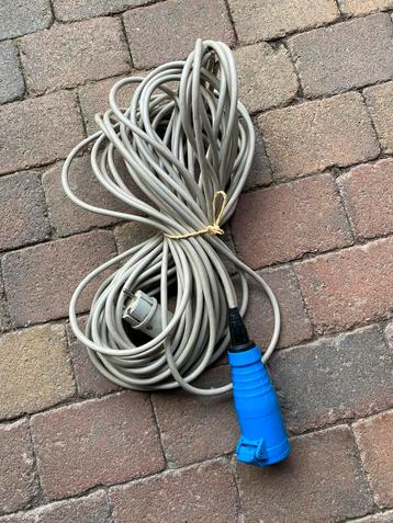 Verlengkabel - Blauwe Stekker beschikbaar voor biedingen