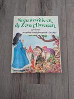 Sneeuwwitje en de Zeven Dwergen - Grimm Sprookjes, Boeken, Ophalen of Verzenden, Gelezen, Grimm