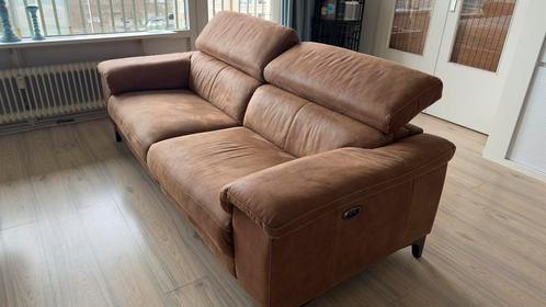2,5 zitsbank met 2 elektrische relax + 2 USB poorten, Huis en Inrichting, Banken | Complete zithoeken, Gebruikt, Leer, Metaal