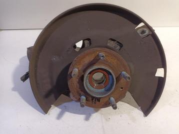 Wielnaaf links voor Opel Astra beschikbaar voor biedingen