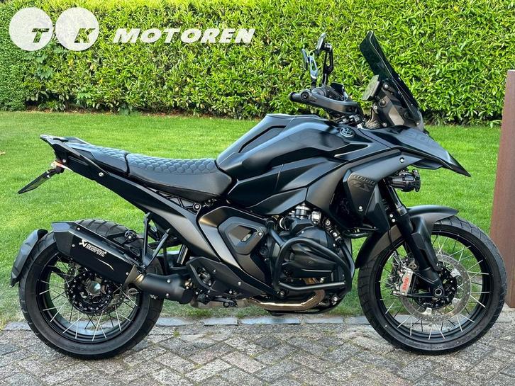 ️⭐️ UNIEKE CUSTOM BMW R 1300 GS 12/2024 480KM BLACK EDITION, Motoren, Motoren | BMW, Bedrijf, Toermotor, meer dan 35 kW, 2 cilinders