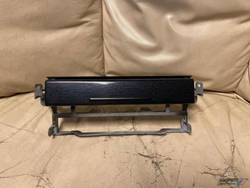 Bmw E39 radio frame in zwart/ grijze uitvoering 51458184159 beschikbaar voor biedingen