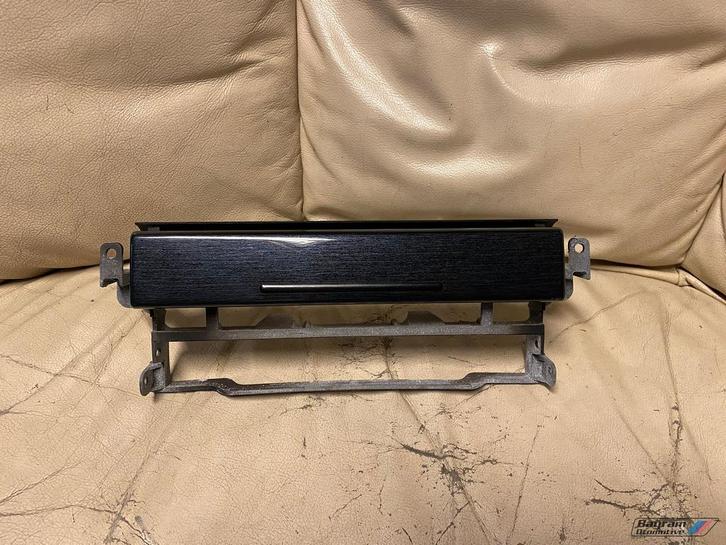 Bmw E39 radio frame in zwart/ grijze uitvoering 51458184159, Auto-onderdelen, Dashboard en Schakelaars, BMW, Gebruikt, Ophalen of Verzenden