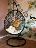 Matzwarte ei hangstoel - z.g.a.n., Zwart, Ophalen of Verzenden, Zo goed als nieuw, Metaal