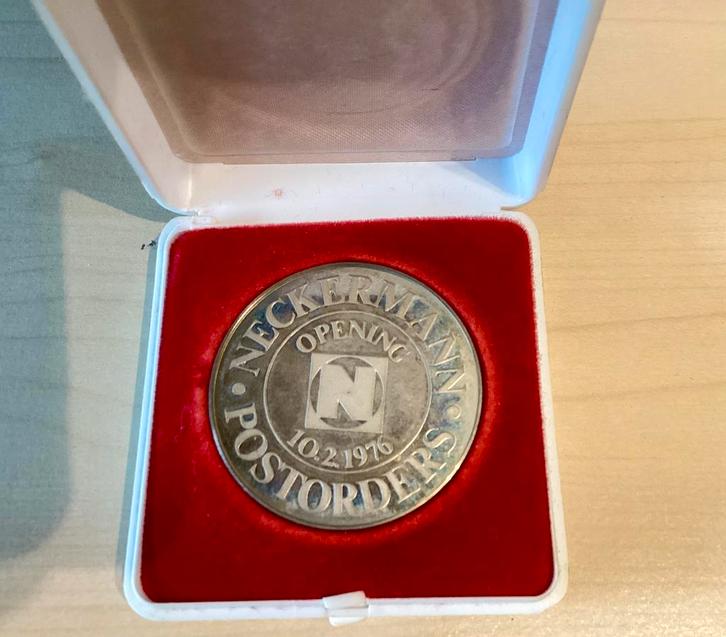 Zilveren penning Opening Neckermann Vestingstad Hulst, Postzegels en Munten, Penningen en Medailles, Zilver, Nederland, Verzenden