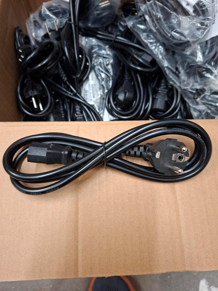 Nieuwe Stroomkabels - Diverse Lengtes, Computers en Software, Pc- en Netwerkkabels, Nieuw, Ophalen of Verzenden