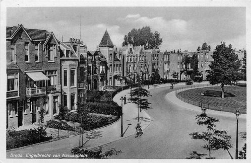 (388-542-017) Breda Engelbrecht van Nassauplein, Verzamelen, Ansichtkaarten | Nederland, Noord-Brabant, Verzenden