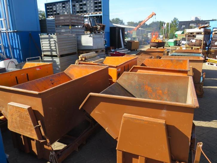 heftruck kantelbak kiepbak stortbak zelfkieper, Doe-het-zelf en Verbouw, Overige Doe-het-zelf en Verbouw, Gebruikt, Ophalen