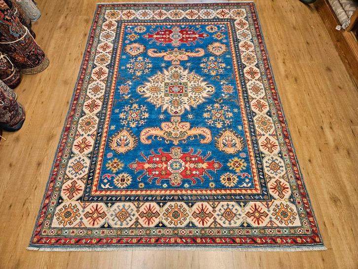 Handgeknoopt oosters tapijt kazak 241x171, Huis en Inrichting, Stoffering | Tapijten en Kleden, Nieuw, 150 tot 200 cm, 200 cm of meer