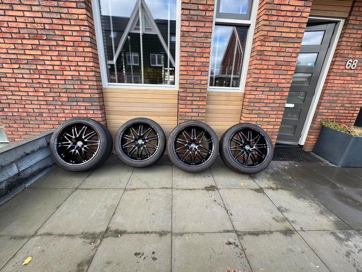 Audi E-Tron winterbanden 22 inch velgen, Auto-onderdelen, Banden en Velgen, Banden en Velgen, Winterbanden, Overige maten, 275 mm