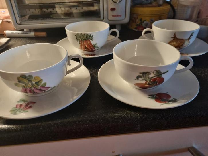 Bavaria Schumann Arzverg Germany1881 soepbekers met schotels, Antiek en Kunst, Antiek | Servies los, Ophalen of Verzenden