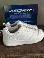 Witte Skechers – maat 39,5 – met memory foam, Skechers, Wit, Ophalen of Verzenden, Sneakers of Gympen