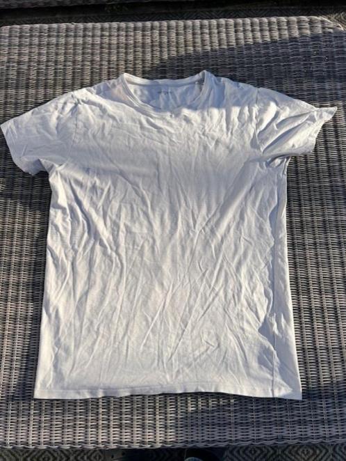 Mooi beige Daily Aesthetikz t-shirt in maat M, Kleding | Heren, T-shirts, Gedragen, Maat 48/50 (M), Beige, Ophalen of Verzenden