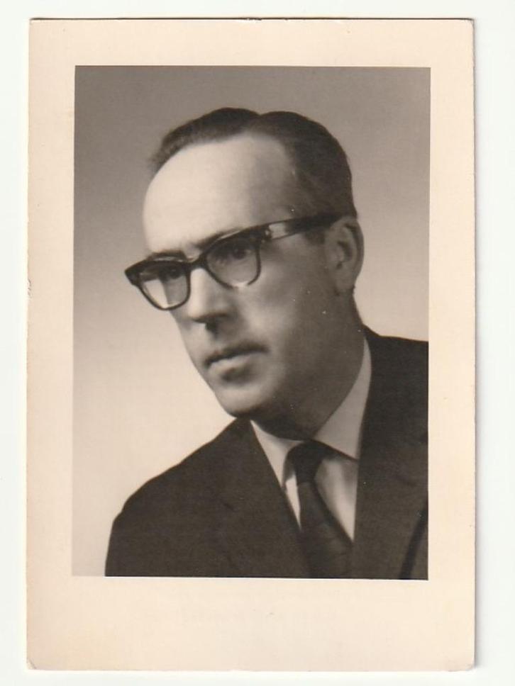 Hubert Jozef SCHINGS Herberichs Kerkrade 1915 - 1967 (foto), Verzamelen, Bidprentjes en Rouwkaarten, Bidprentje, Verzenden