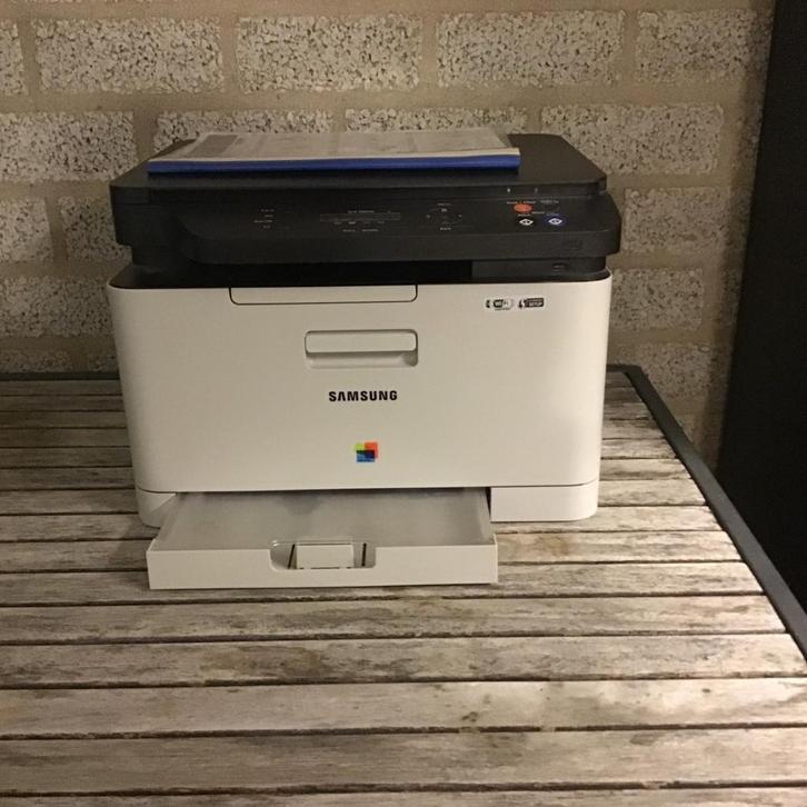 Samsung laserprinter CLX3305W, Computers en Software, Printers, Gebruikt, Printer, Laserprinter, Kleur printen, Kopieren, Scannen
