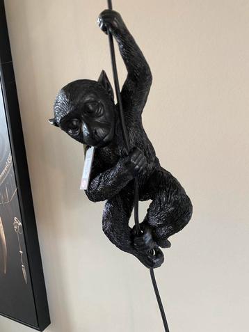 Hanglamp met aap beschikbaar voor biedingen