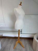 Paspop met houten voet, Ophalen, Gebruikt