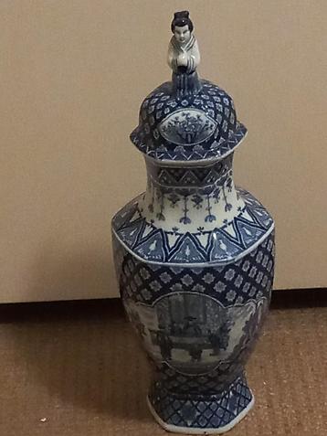 oud deel kaststuk beschikbaar voor biedingen