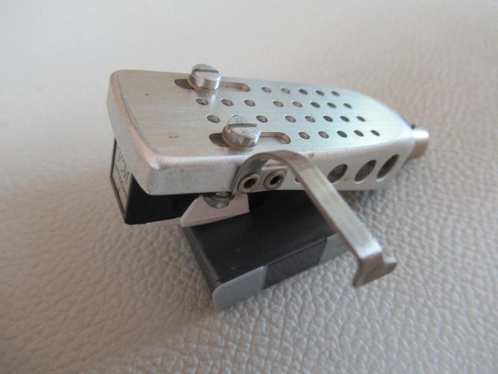 Hitachi Headshell met Element DSST104 ATVM8, Audio, Tv en Foto, Platenspelers, Zo goed als nieuw, Platenspeler-onderdeel, Overige merken