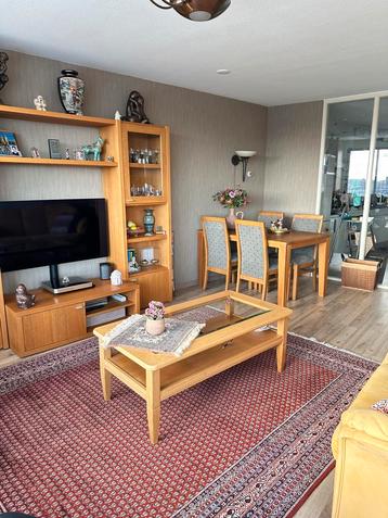 Licht Eiken slalon tafel met facet geslepen glasplaat beschikbaar voor biedingen