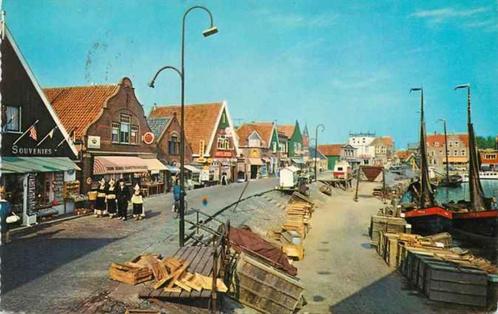 (301-098-047) Volendam, Verzamelen, Ansichtkaarten | Nederland, Noord-Holland, Verzenden