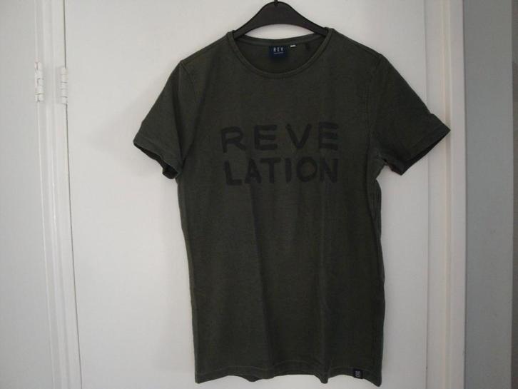 Army REVELATION shirt met opdruk. Maat L., Kleding | Heren, T-shirts, Zo goed als nieuw, Maat 52/54 (L), Groen, Ophalen of Verzenden