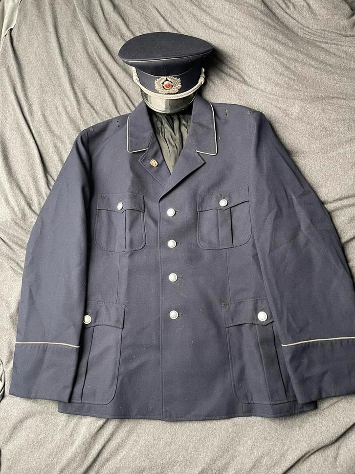 DDR Strafvollzug tuniek en schirmutze, Verzamelen, Militaria | Algemeen, Overige soorten, Kleding of Schoenen, Duitsland, Ophalen of Verzenden