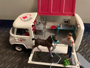 Schleich Mobiele Dierenarts Auto beschikbaar voor biedingen