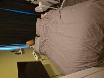 bed 140 x 200 cm