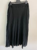 R49 - Ongedragen zwarte Ibizastyle maxi rok maat 38-40 (1), Maat 38/40 (M), Zwart, Nieuw, Ophalen of Verzenden