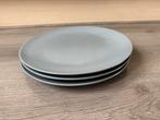 IKEA Dinerborden Grijs - 3 stuks, Huis en Inrichting, Keuken | Servies, Gebruikt, Ophalen of Verzenden, Bord(en), Effen