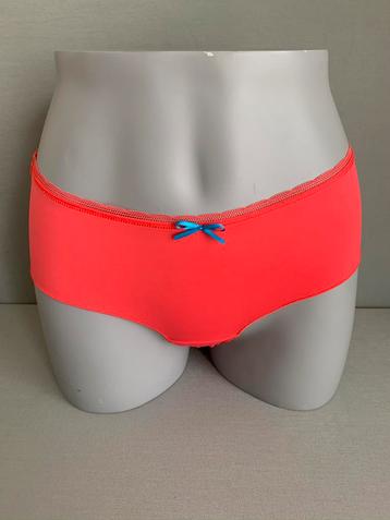 Freya short / slip maat xs model 1706 beschikbaar voor biedingen