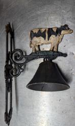 Antieke koeienbel met wandmontage, Ophalen of Verzenden