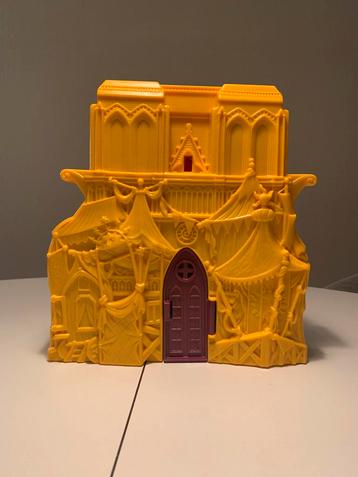 Miniatuur speelgoed, Disney’s klokkeluider Notre Dame. beschikbaar voor biedingen