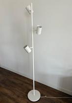 IKEA staande/leeslamp, Huis en Inrichting, Lampen | Vloerlampen, Ophalen of Verzenden, Zo goed als nieuw, Metaal, Minder dan 100 cm