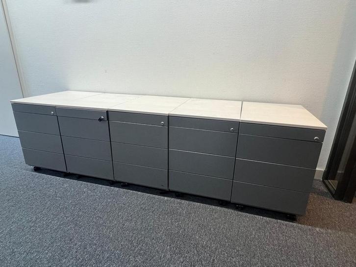 Verschillende ladekasten te koop, Tuin en Terras, Bergingen en Tuinkasten, Zo goed als nieuw, Kunststof, Ophalen of Verzenden