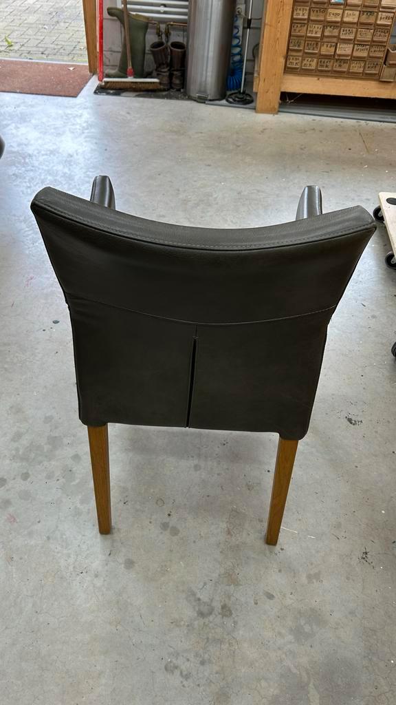 Grijze Eetkamerstoel - Eiken Poten, Huis en Inrichting, Stoelen, Zo goed als nieuw, Eén, Hout, Grijs, Ophalen