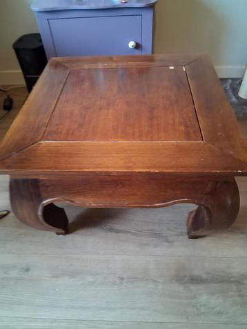 Houten salontafel opiumtafel vierkant beschikbaar voor biedingen