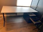 Verstelbaar Ahrend bureau met rolbare ladekast met 3 lades, Huis en Inrichting, Ophalen, In hoogte verstelbaar, Gebruikt, Bureau
