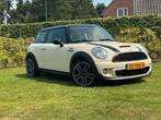 Mini 1.6 Cooper S 2012 beige lage km stand, Auto's, Mini, 4 cilinders, 4 stoelen, Beige, Handgeschakeld