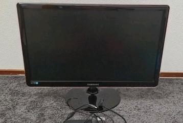 24-inch monitor  beschikbaar voor biedingen