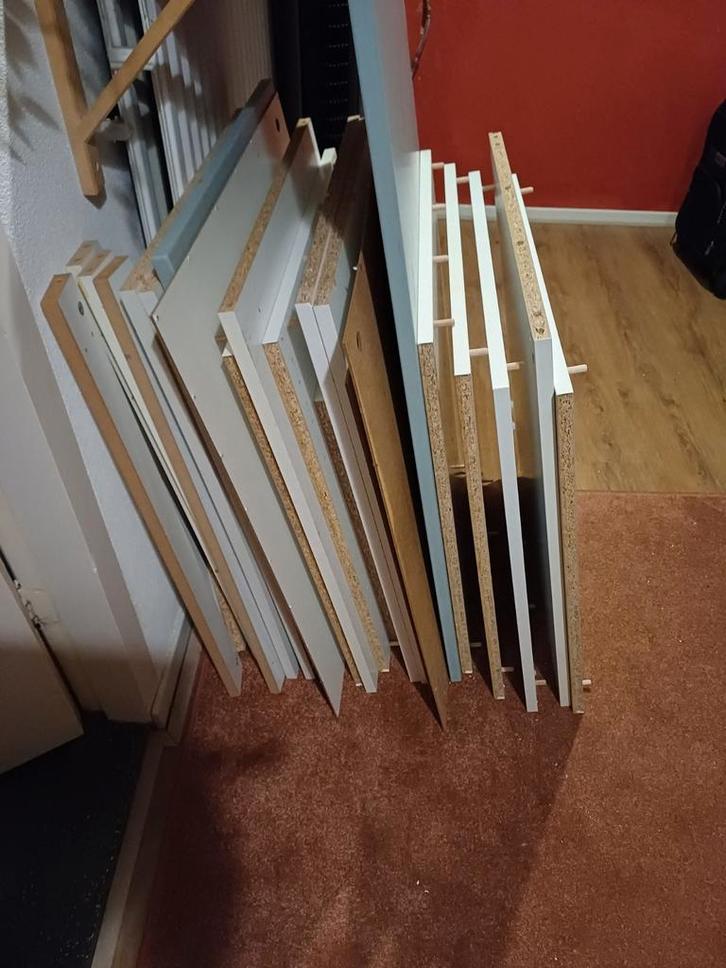 Gedemonteerde kastplanken en legplanken, Doe-het-zelf en Verbouw, Hout en Planken, Plank, Overige houtsoorten, Minder dan 200 cm