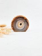 Agaat op standvlak beige edelsteen steen, Ophalen of Verzenden, Mineraal