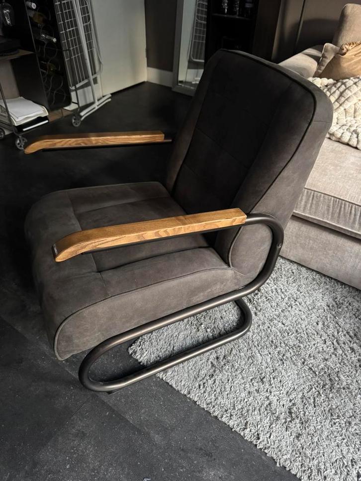 Olijfgroene/ grijze fauteuil, Huis en Inrichting, Fauteuils, Zo goed als nieuw, Stof, 75 tot 100 cm, Minder dan 75 cm, Ophalen