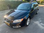 Volvo V70 D4 163pk Geartronic 2012 Zwart, Auto's, Volvo, Euro 5, Beige, 179 €/maand, 1984 cc