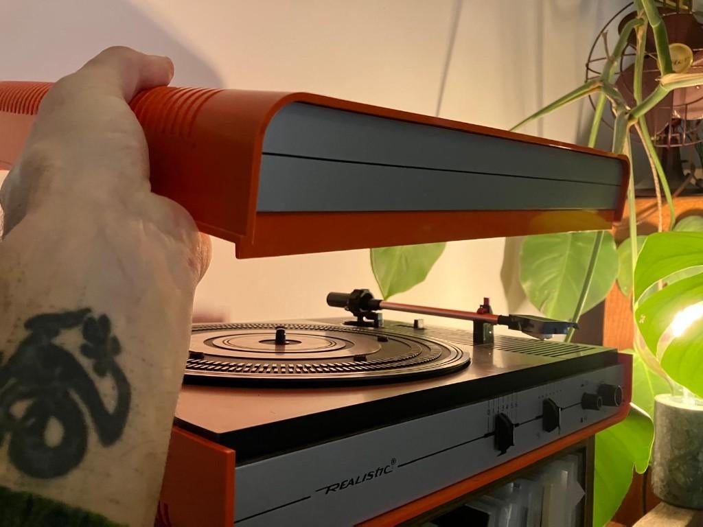 Vintage Realistic platenspeler (1970) – draagbaar - oranje, Audio, Tv en Foto, Platenspelers, Gebruikt, Platenspeler, Overige merken